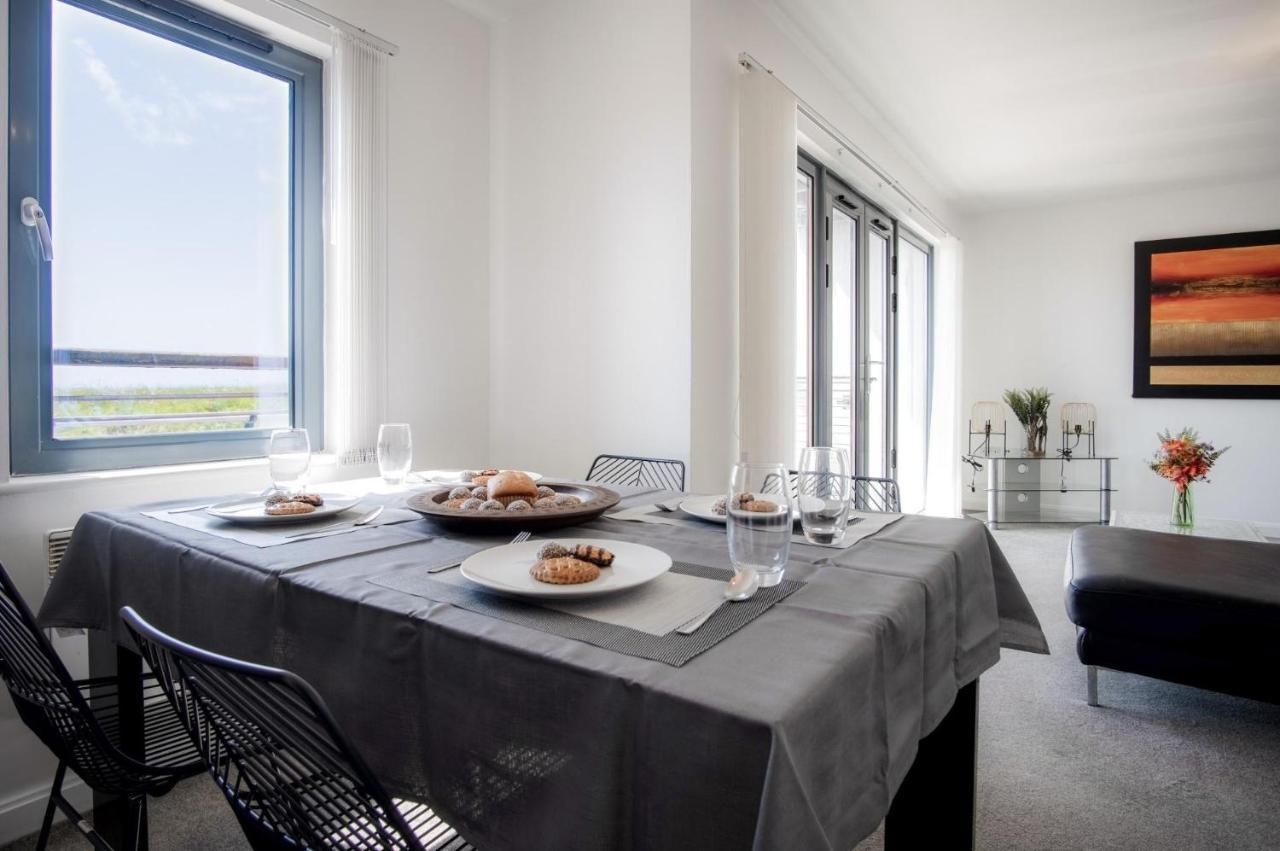 Maritime Quarter - 2 Bedroom Apartment - Sa1 Beach Front Fishermans Way Суонзи Екстериор снимка