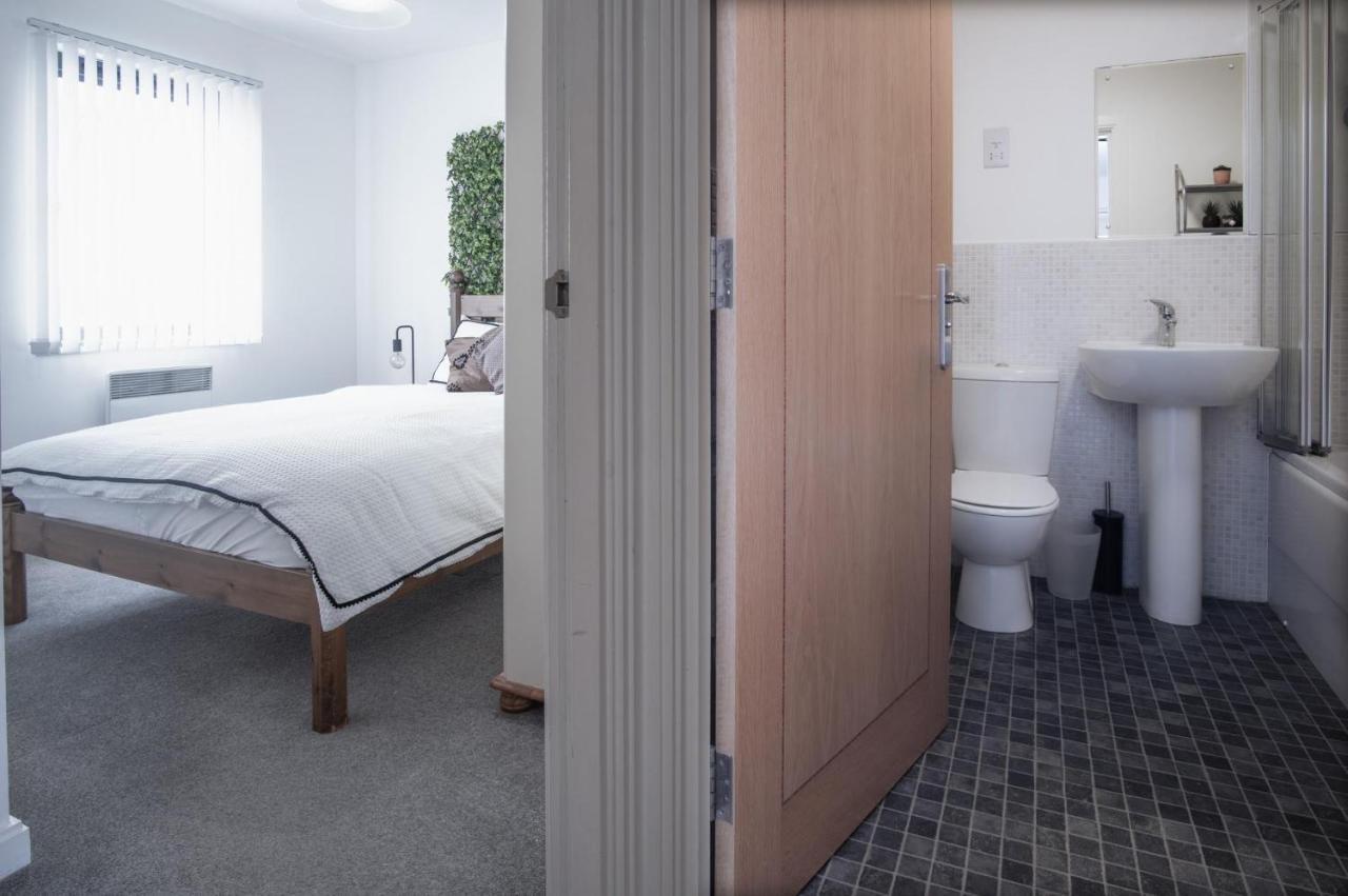 Maritime Quarter - 2 Bedroom Apartment - Sa1 Beach Front Fishermans Way Суонзи Екстериор снимка